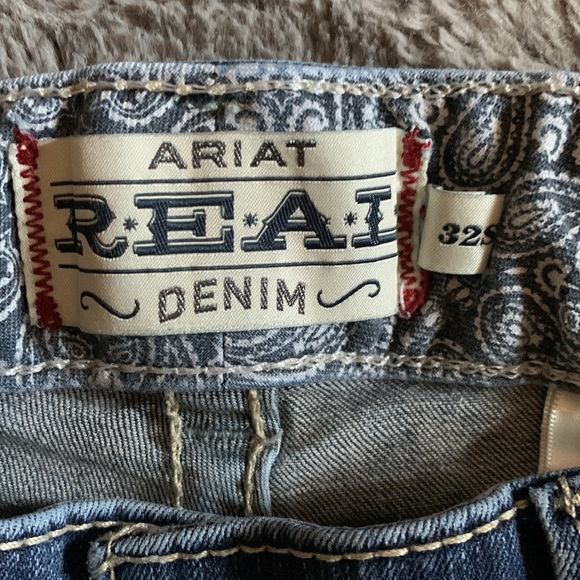 Ariat Real Denim Bootcut Jeans — 32S - Picture 12 of 12